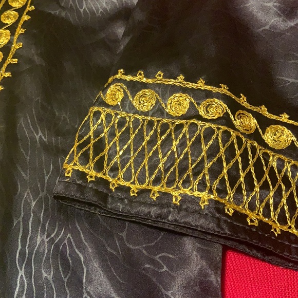 Gorgeous African Tunic - Picture 3 of 12